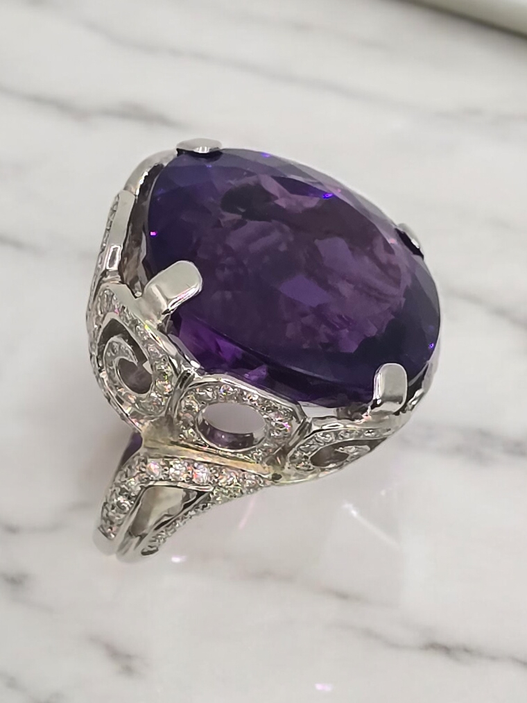 Bague Améthyste ~ 51 cts