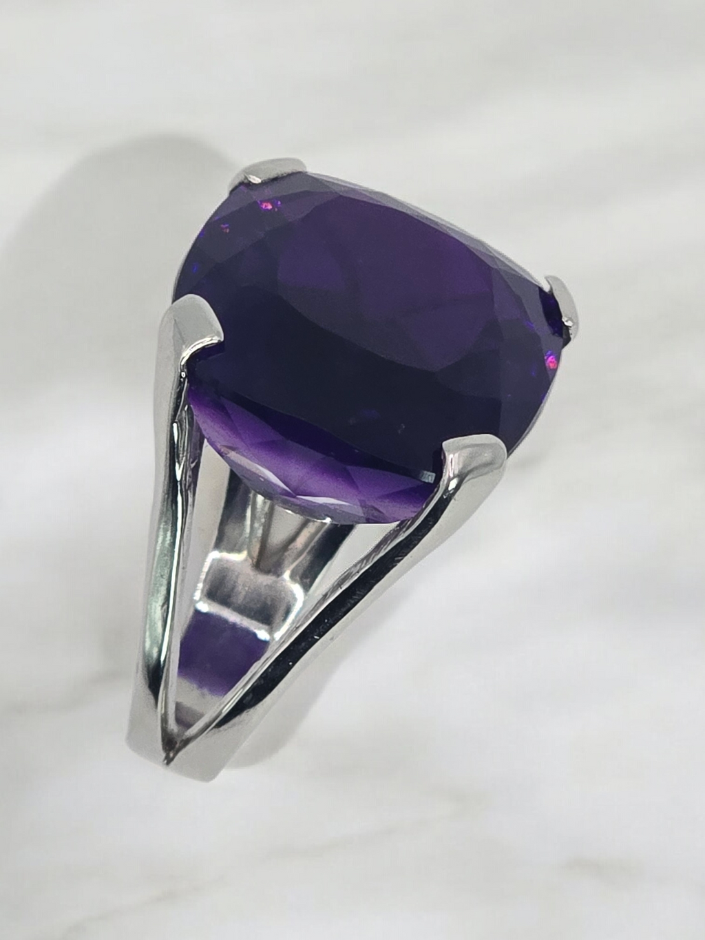 Bague Améthyste ~ 30 cts