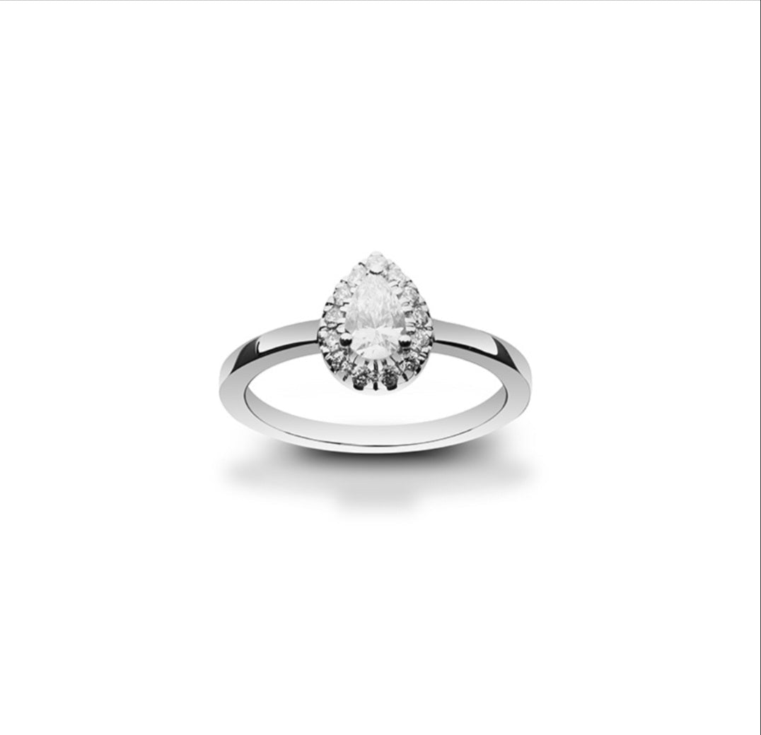 Bague or blanc diamants de synthèse taille poire 0,35 carat et son entourage 0,50 carat - ETHIQUE DIAMANT